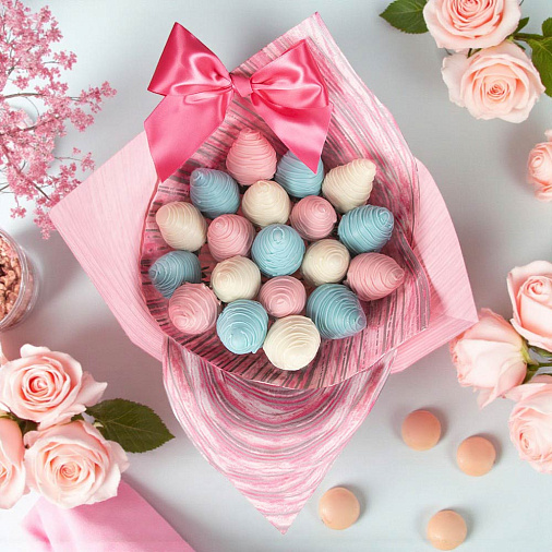 Клубника в шоколаде букет 760г