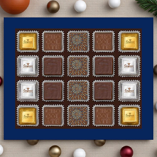 Новогодний набор шоколадных конфет синий 170г