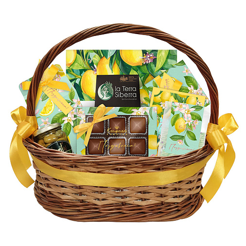 Подарочная корзина: мармелад, конфеты глазированные, шоколадные конфеты "Ассорти", чай, оливки