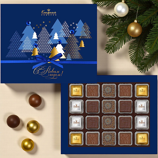 Новогодний набор шоколадных конфет синий 170г