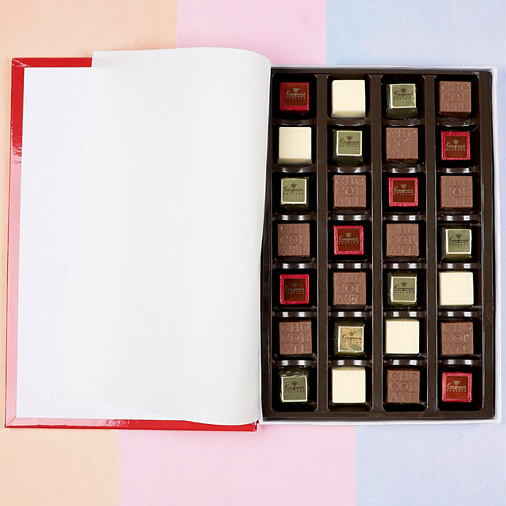 «С Днём Рождения» книга с конфетами ассорти (красная)