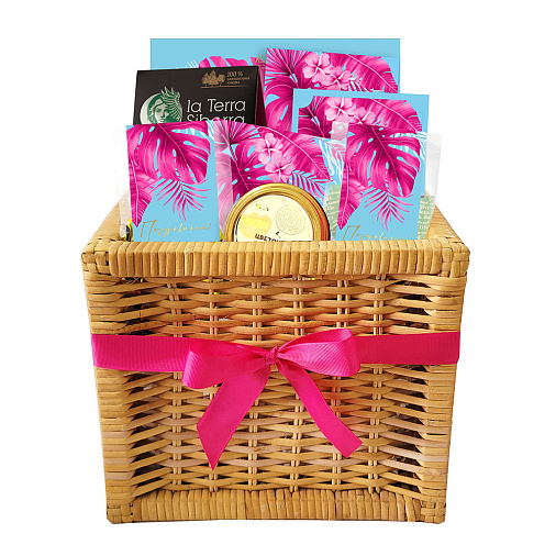 Подарочная корзина: шоколад, мармелад, конфеты ассорти, мед, чайный напиток