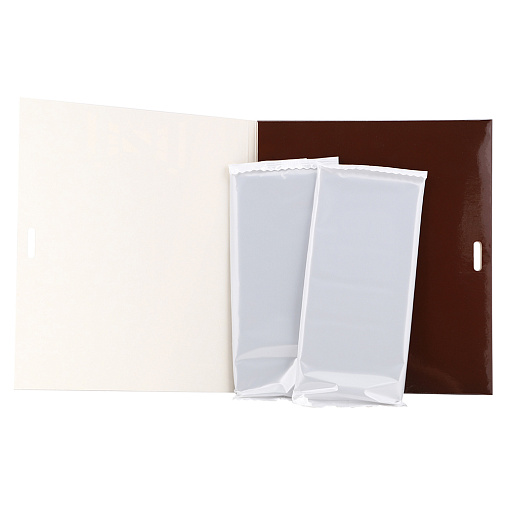 "Поздравляем" открытка горький и молочный шоколад